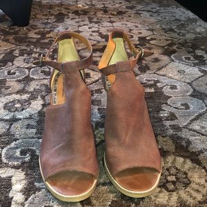 brown, lucky brand heels